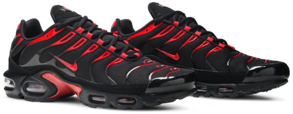 Nike Air Max TN “Black/Wolf Grey/Metallic Silver” sneakers